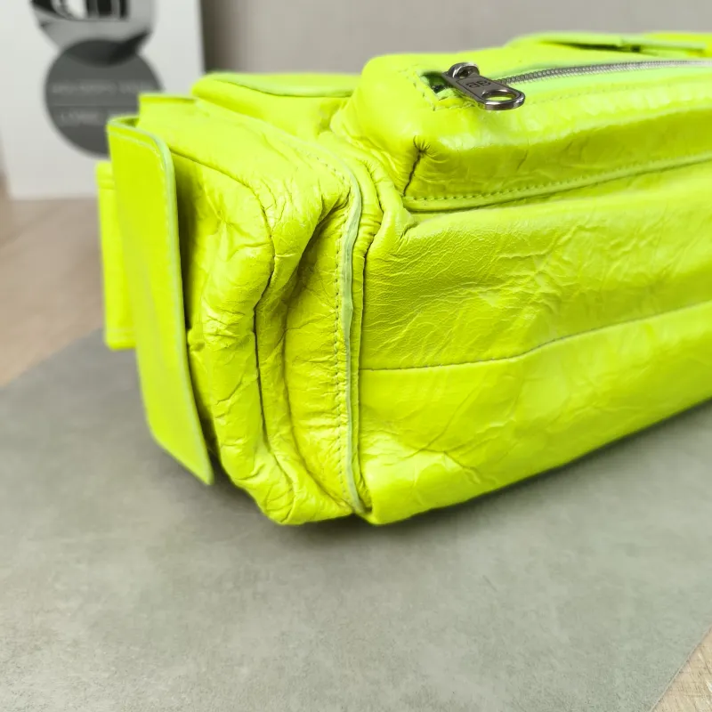 BALENCIAGA Shoulder Bag Superbusy Shoulder Bag Lambskin Mini 33 × 11 × 12 cm — detail view 9 of 11