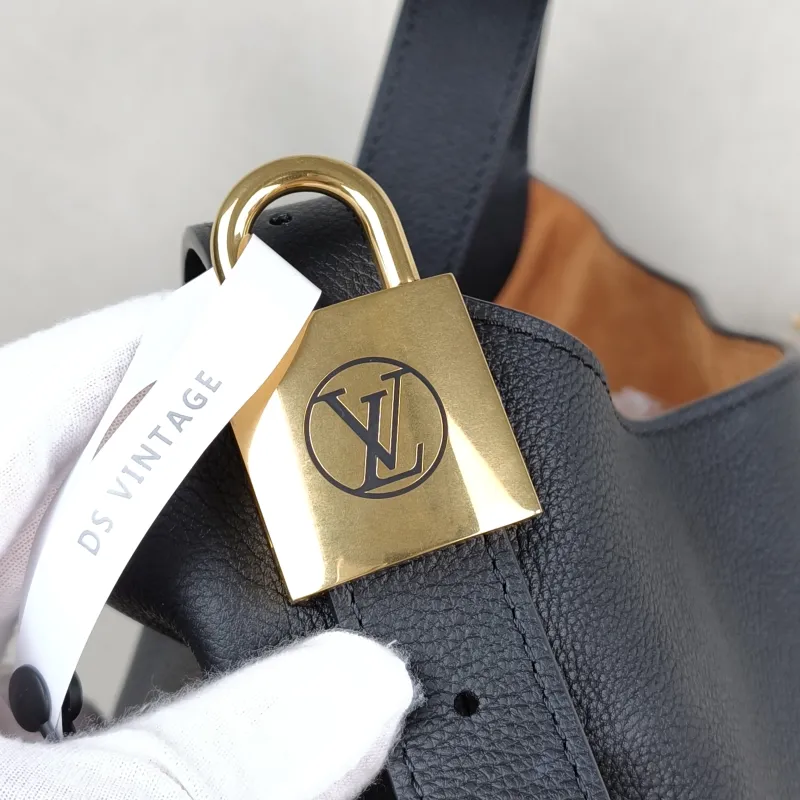 Louis Vuitton Shoulder Bag Low Key Hobo Shoulder Bag Black Calfskin Medium 31 × 18 × 35 cm — detail view 6 of 13