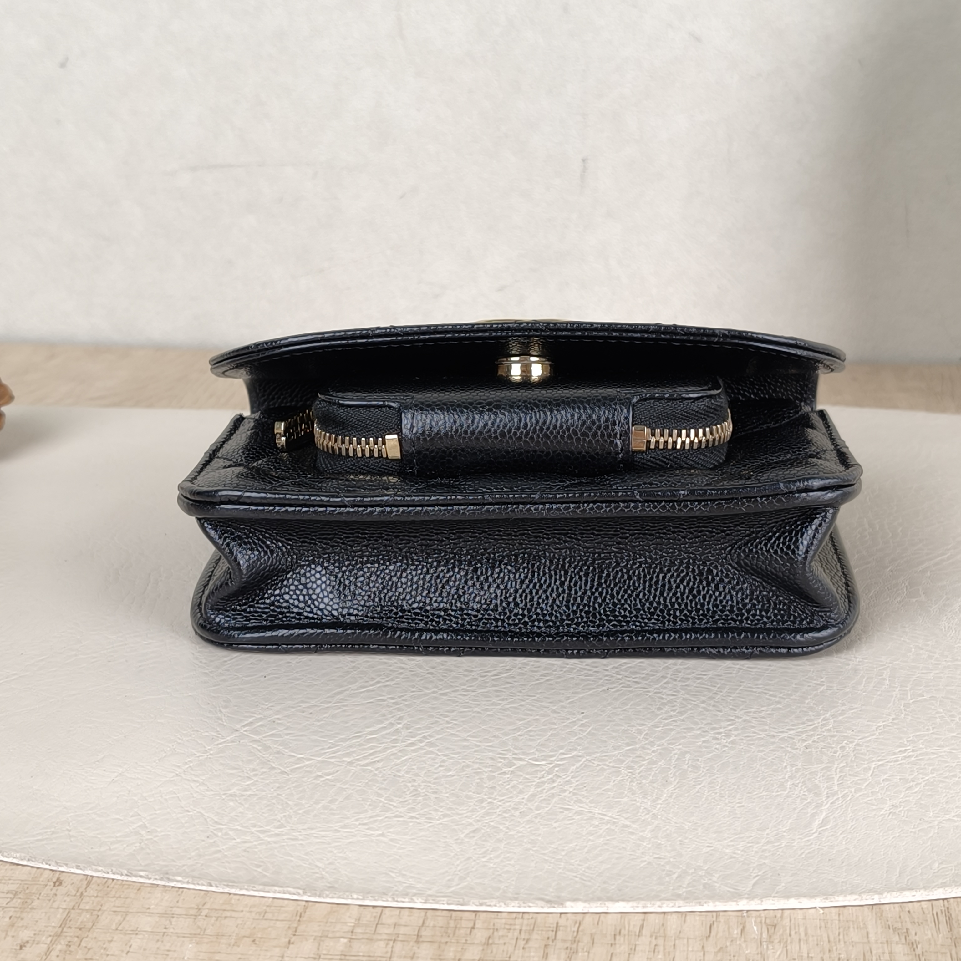 Chanel Crossbody Bag Crossbody Bag Black Grained Calfskin One Size15 × 3 × 10.5 cm — cover view 4 of 5