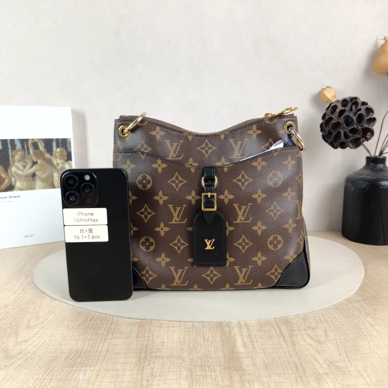 Louis Vuitton Crossbody Bag ODEON Monogram PVC Small 24 × 8 × 22 cm — cover view 2 of 6
