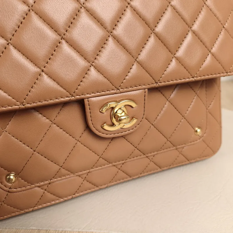 Chanel Backpack Backpack Brown Lambskin One Size23 × 6 × 18 cm — detail view 14 of 14