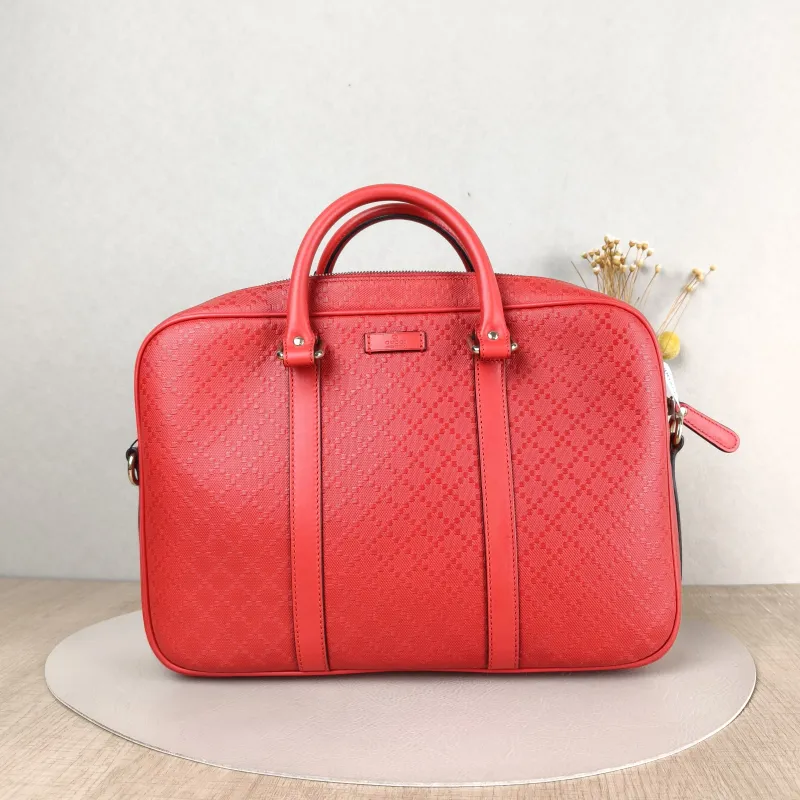GUCCI Crossbody Bag Red Calfskin 34 × 7 × 24 cm