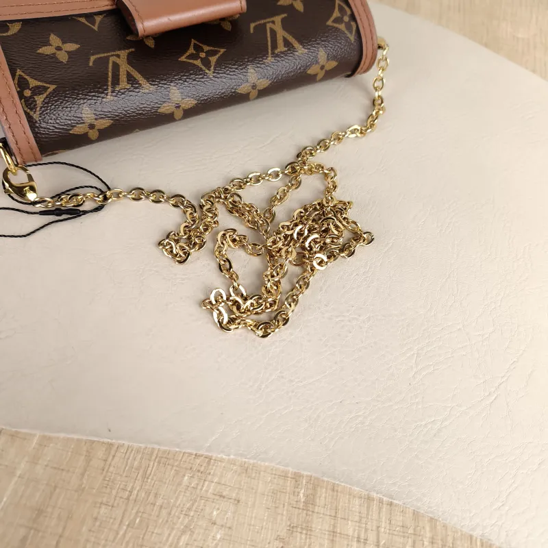 Louis Vuitton Crossbody Bag Dauphine Monogram PVC Mini 20 × 9 × 15 cm — detail view 7 of 12
