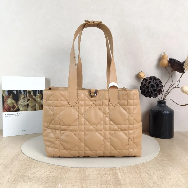 DIOR Top Handle Bag TOUJOURS Caramel Calfskin Medium 28.5 × 17 × 21.5 cm — cover view 2 of 5