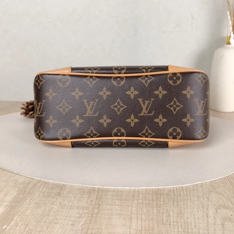 Louis Vuitton Crossbody Bag Boulogne PVC Small 26 × 9.5 × 16 cm — cover view 5 of 5
