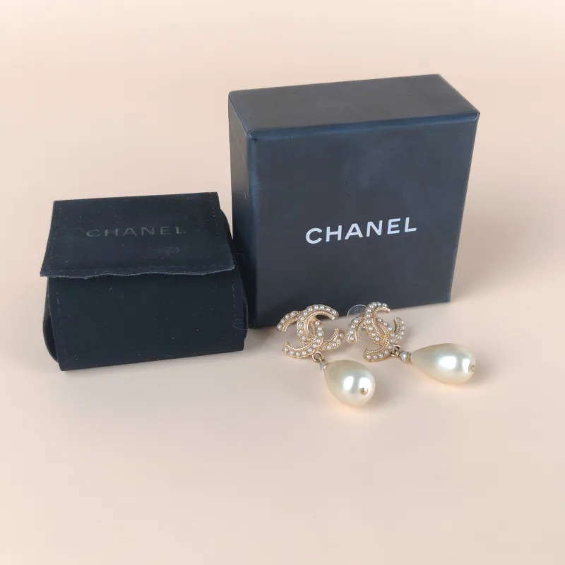 Chanel Earrings c Pearl Earrings Gold One Size — cover view 3 of 8