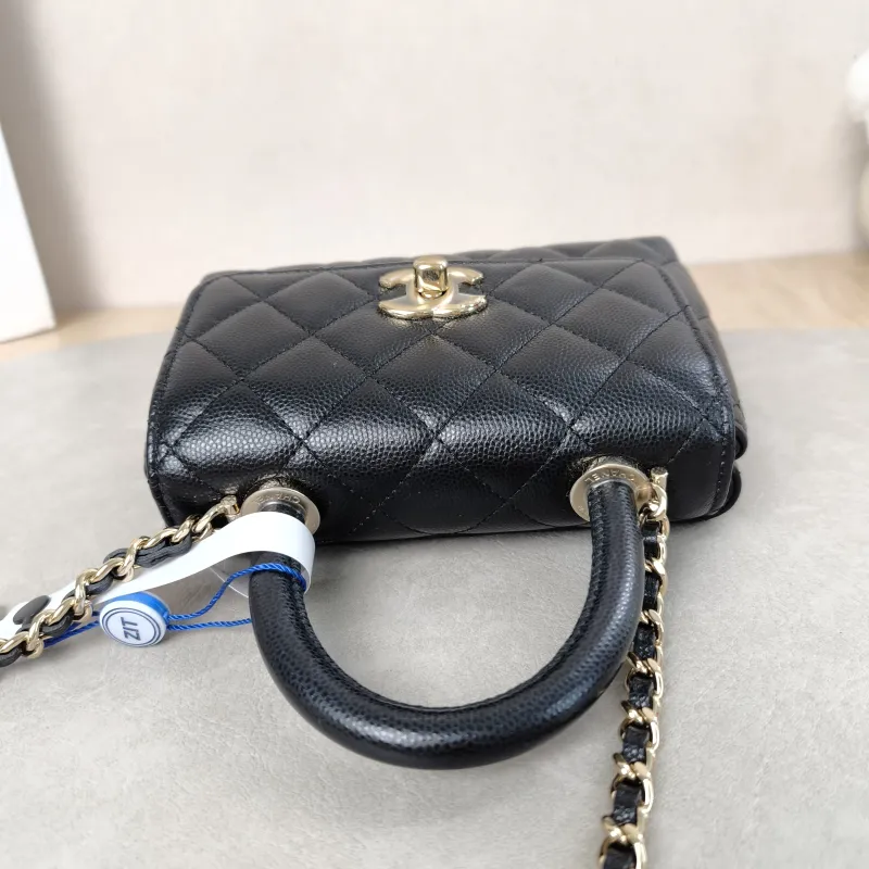 Chanel Top Handle Bag Coco Handle​Black Grained Calfskin Mini14.5 × 5.5 × 11.5 cm — detail view 2 of 22