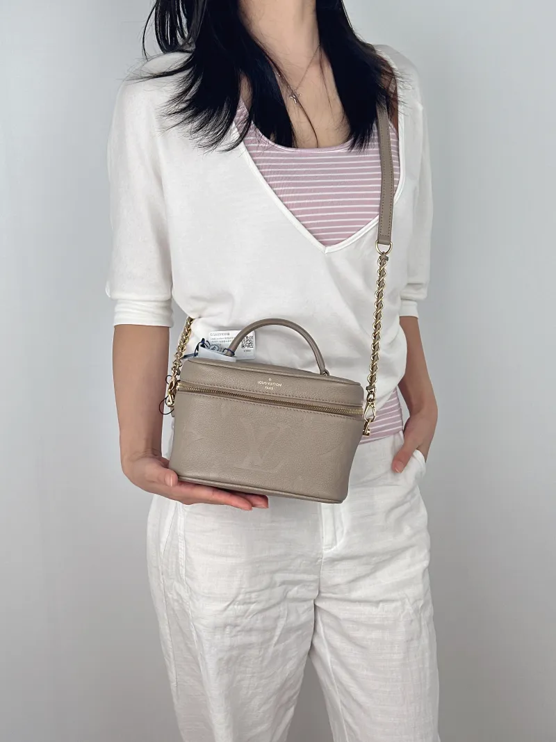 Louis Vuitton Shoulder Bag VANITY Cosmetic Bag Grey Calfskin Small19 × 11 × 13 cm — on-model view 2 of 3