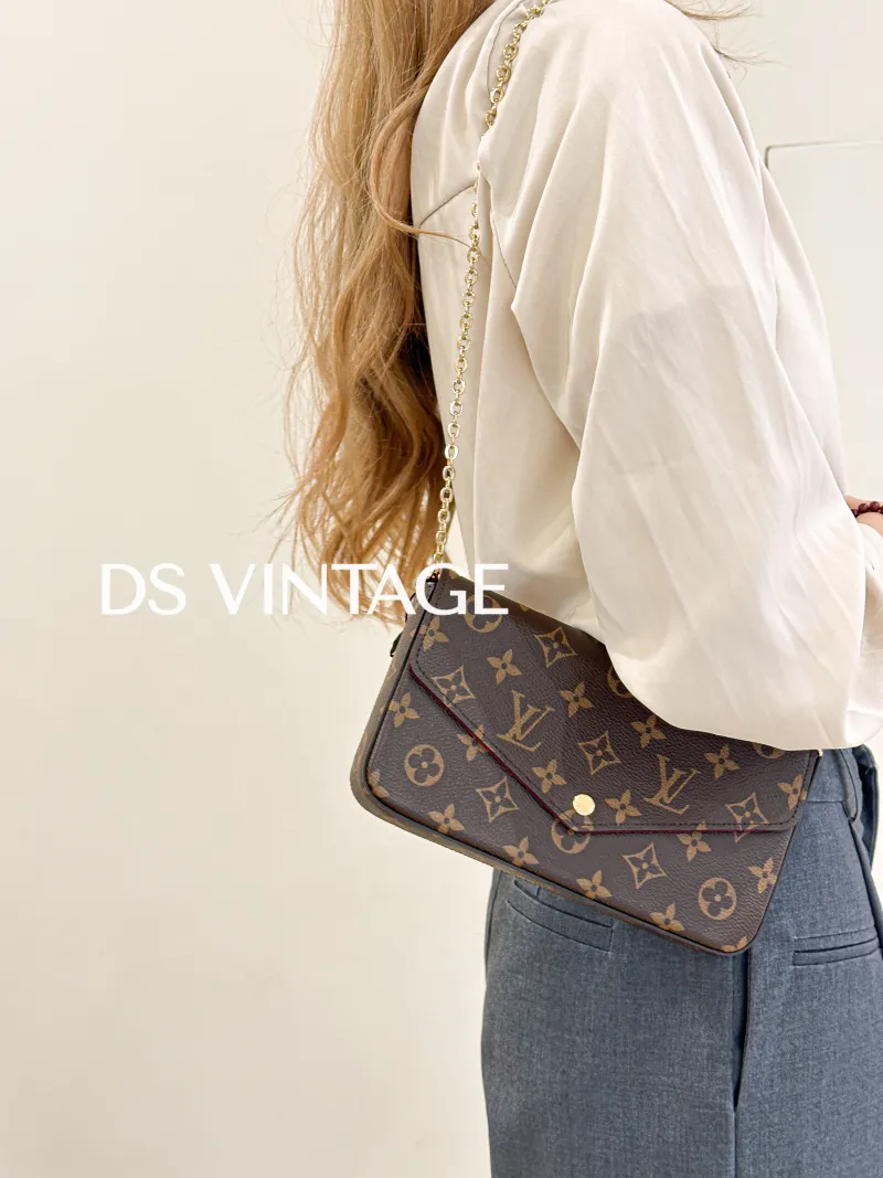 Louis Vuitton Crossbody Bag Pochette Félicie Monogram PVC Small21 × 3 × 12 cm — on-model view 3 of 4