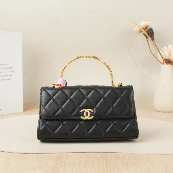 Chanel 22b kelly Black with Gold-Tone Hardware Lambskin Microchip Edition · · 18.5 × 4.5 × 10 cm — cover view 1 of 7