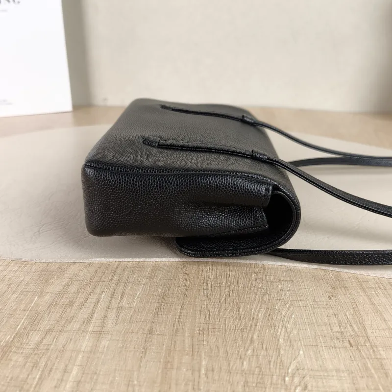 Chanel Crossbody Bag preppy coco Black Grained Calfskin Mini 17 × 5 × 11.5 cm — detail view 7 of 11