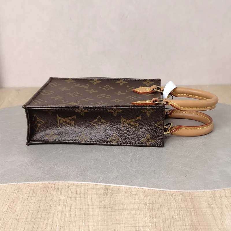 Louis Vuitton Crossbody Bag PETIT SAC PLAT Mini Monogram PVC Mini 14 × 5 × 17 cm — detail view 1 of 9