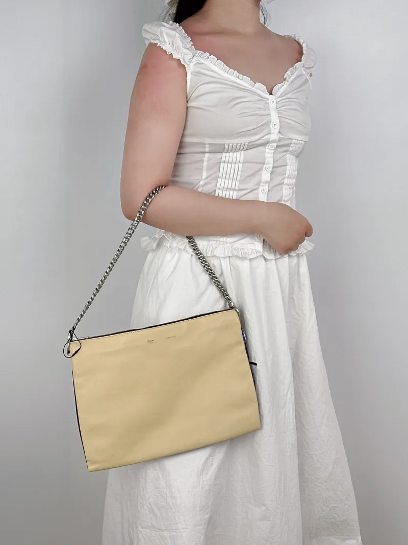 CELINE Shoulder Bag Colorblock Lambskin One Size31 × 2.5 × 23 cm — on-model view 2 of 2