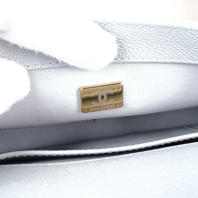 Chanel Crossbody Bag Classic Flap Large Mini CF Mini Grey Grained Calfskin mini20 × 6 × 12 cm — detail view 9 of 13