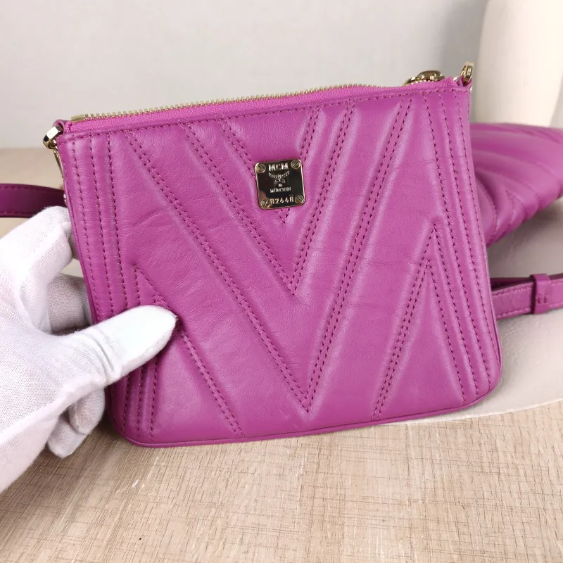 MCM Crossbody Bag Crossbody Bag Calfskin One Size 21 × 4 × 19 cm — detail view 16 of 17