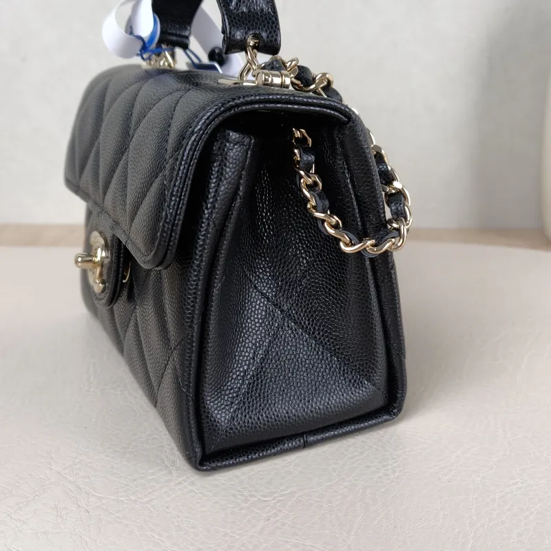 Chanel Crossbody Bag Box Black Grained Calfskin 15 × 7 × 10.5 cm — detail view 4 of 12