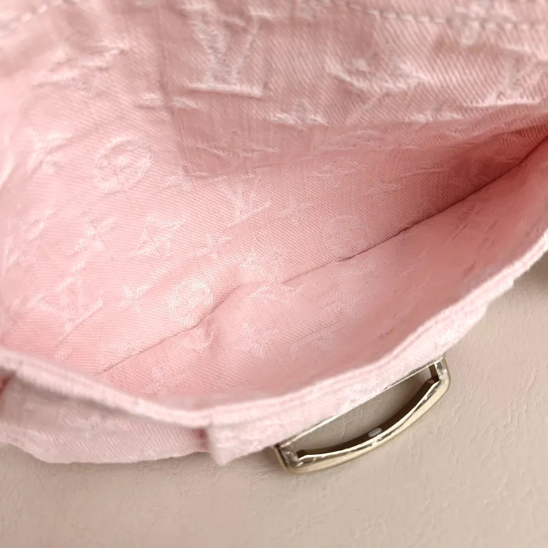 Louis Vuitton Shoulder Bag Sunset Pink 27 × 3 × 18 cm — detail view 6 of 12