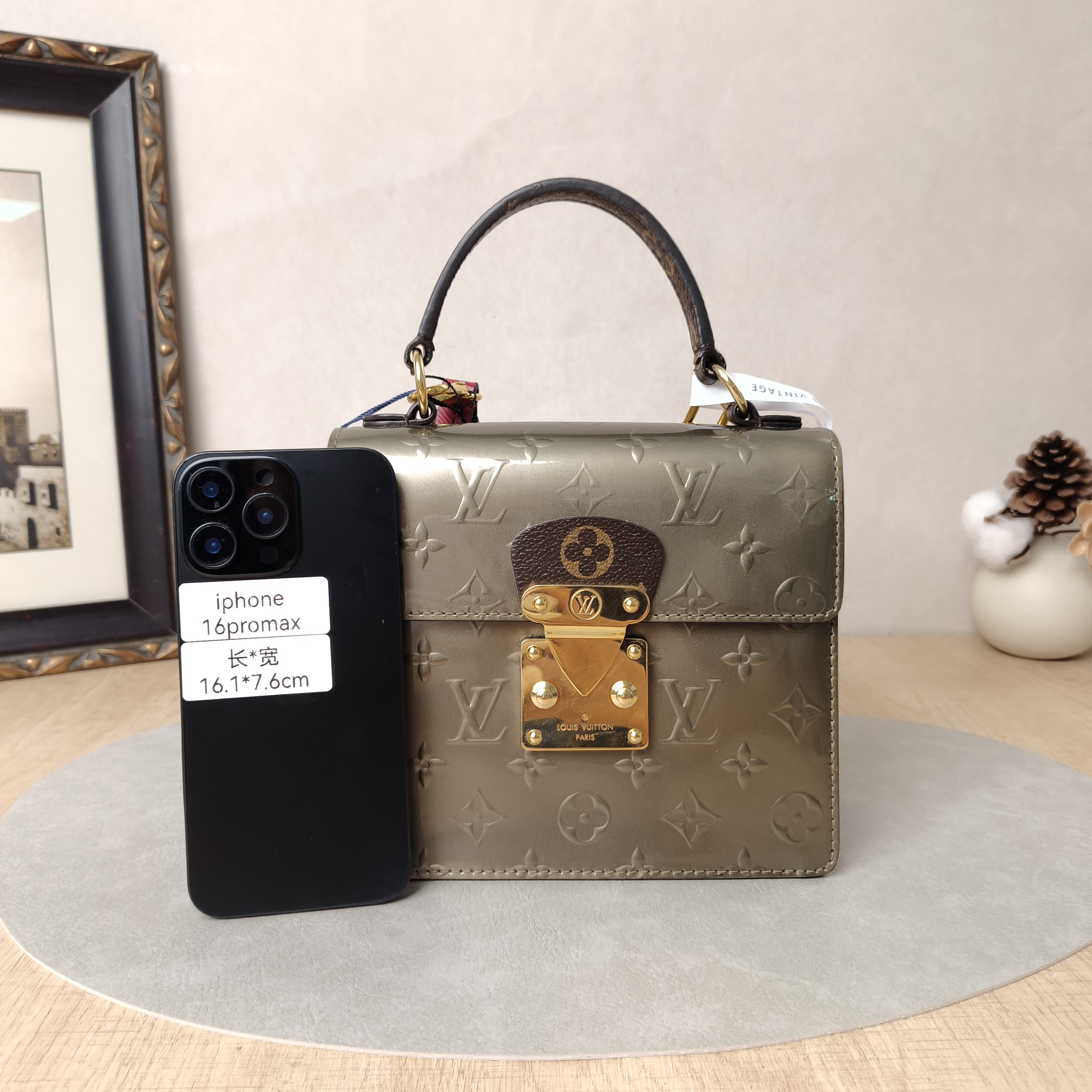 Louis Vuitton Shoulder Bag Spring Street — cover view 2 of 5