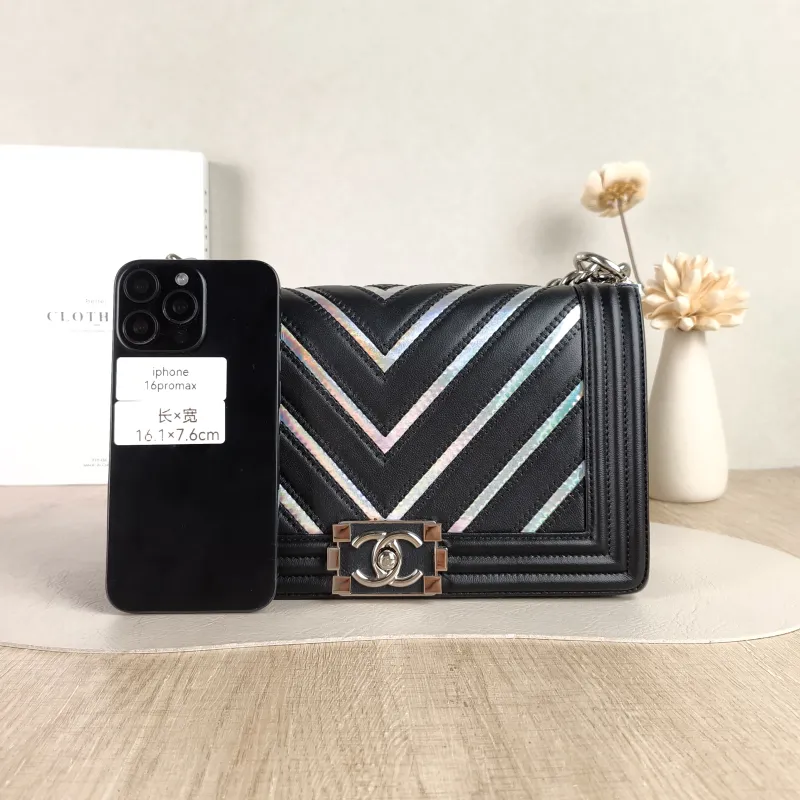 Chanel Crossbody Bagv leboy Black Lambskin Medium25 × 9 × 15 cm — cover view 5 of 5