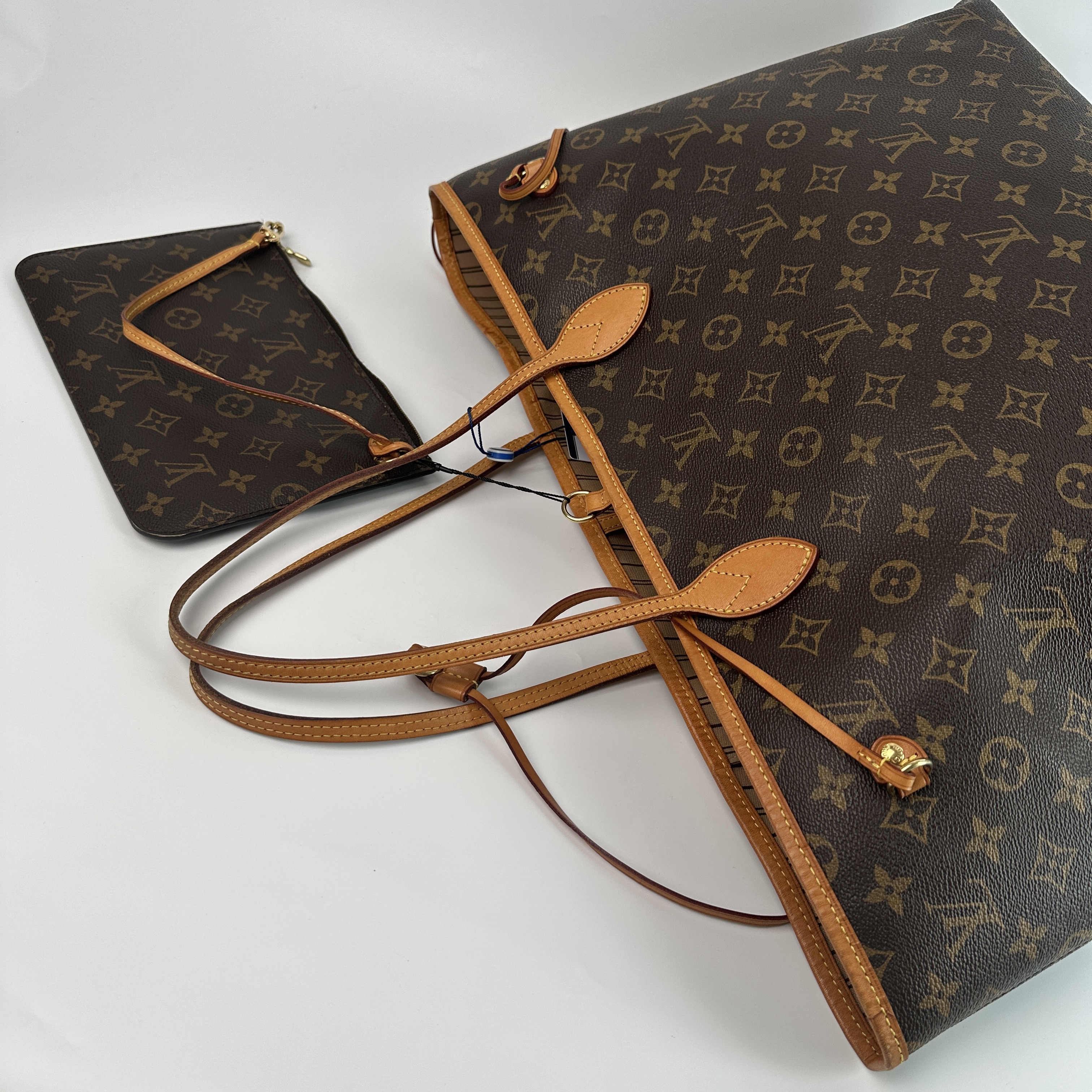 Louis Vuitton Shoulder Bag Monogram PVC Large — cover view 2 of 16