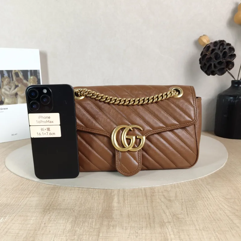GUCCI Crossbody Bag GG Marmont Medium Marmont 26 Caramel Calfskin 26 × 7 × 15 cm — cover view 4 of 5