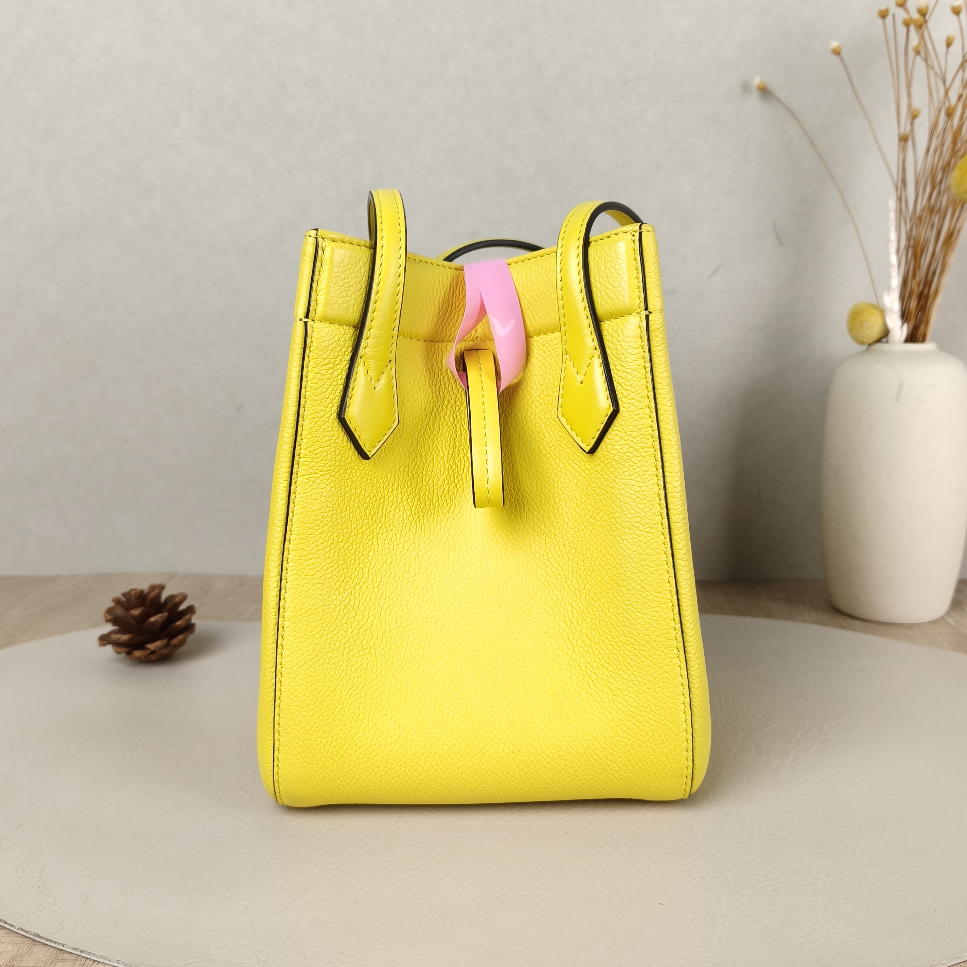 FENDI Top Handle Bagorigami Shoulder Bag Yellow Calfskinmini15 × 15 × 18.5 cm — cover view 4 of 5