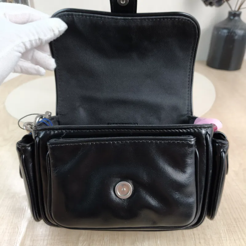 Louis Vuitton Crossbody Bag CARGO Camera Bag Black Calfskin Mini 23 × 10 × 14 cm — detail view 7 of 11