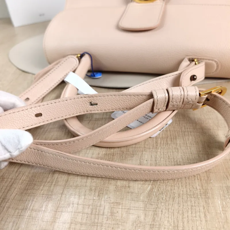 DELVAUX Top Handle Bag Brillant Pink Calfskin Medium29 × 15 × 22 cm — detail view 8 of 13