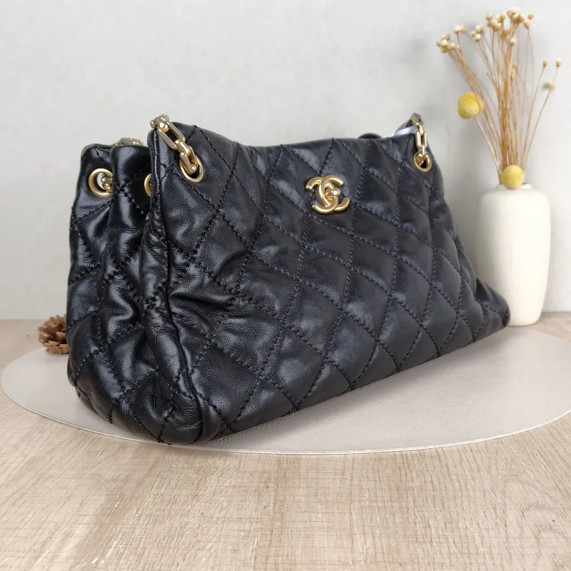 Chanel Shoulder Bag tote Black Calfskin One Size 35 × 16 × 20 cm 14 — cover view 4 of 5