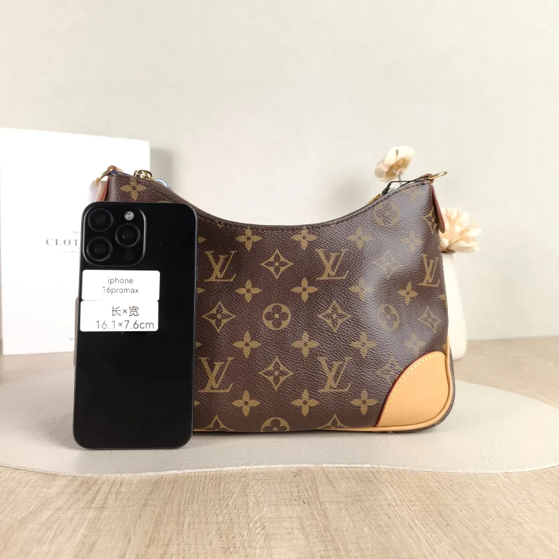 Louis Vuitton Crossbody Bag Boulogne PVC Small 26 × 9.5 × 16 cm — cover view 3 of 5
