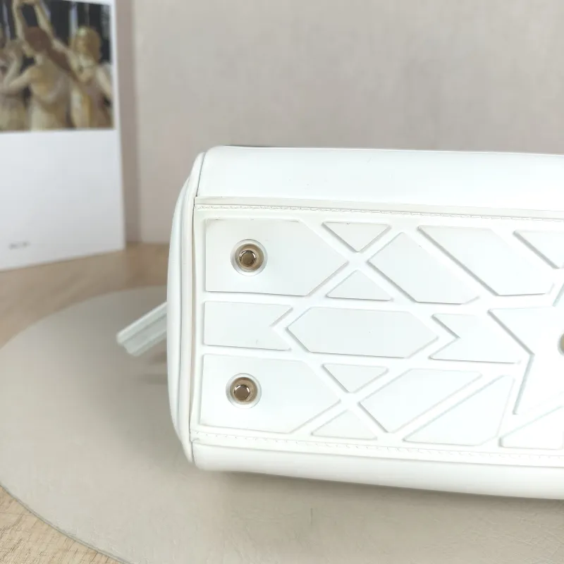DIOR Top Handle Bag Vibe Bowling White Calfskin 25 × 11 × 15 cm — detail view 1 of 11