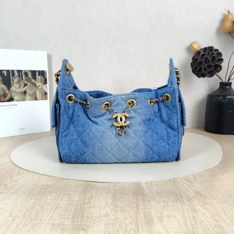Chanel Crossbody Bag 25Bag Blue Mini 22 × 12.5 × 20 cm