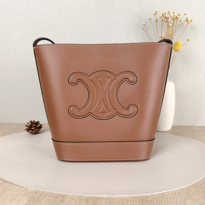 CELINE Shoulder Bag BUCKET TRIOMPHE Bucket Bag Calfskin Small17 × 10 × 22 cm