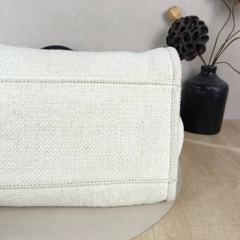 Chanel Shoulder Bag White One Size 39 × 19 × 29 cm 23 — detail view 9 of 11