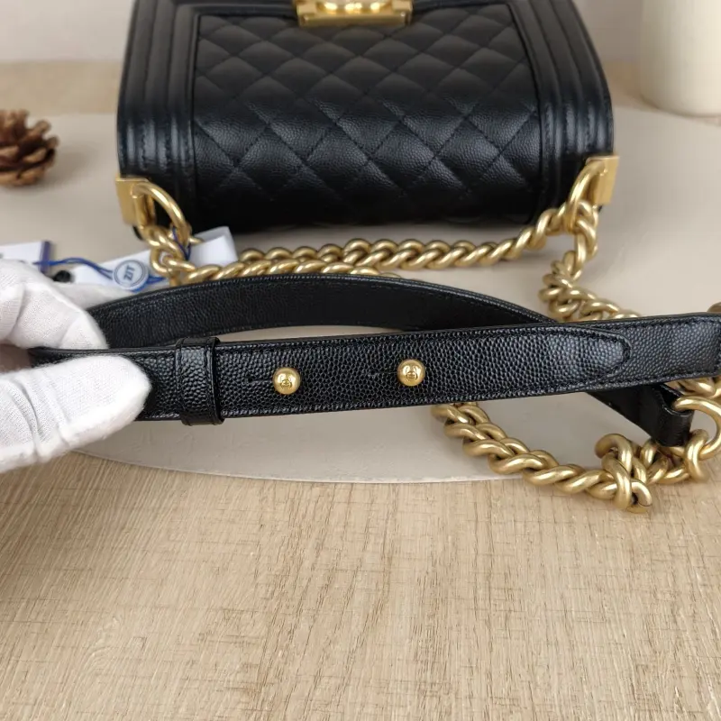 Chanel Crossbody Bag Le Boy​Black Grained Calfskin Small20.5 × 8.5 × 12 cm — detail view 10 of 11