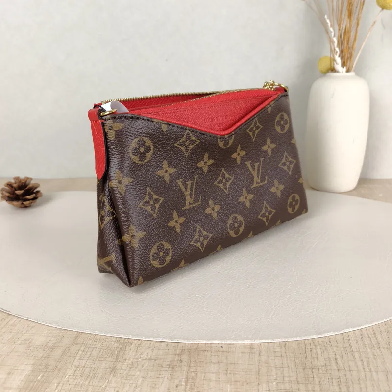 Louis Vuitton Crossbody Bag Pallas Cluth woc Red PVC One Size 23 × 5 × 13 cm — cover view 3 of 5