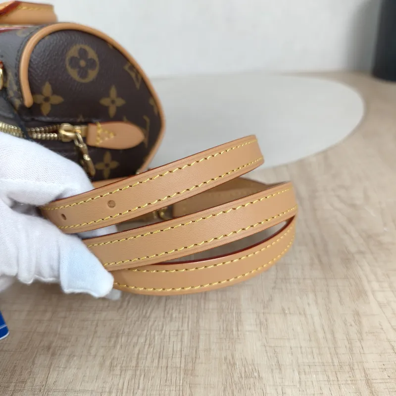 Louis Vuitton Crossbody Bag Nano Speedy Dating Monogram PV Cnano18 × 11.5 × 10.5 cm — detail view 8 of 11