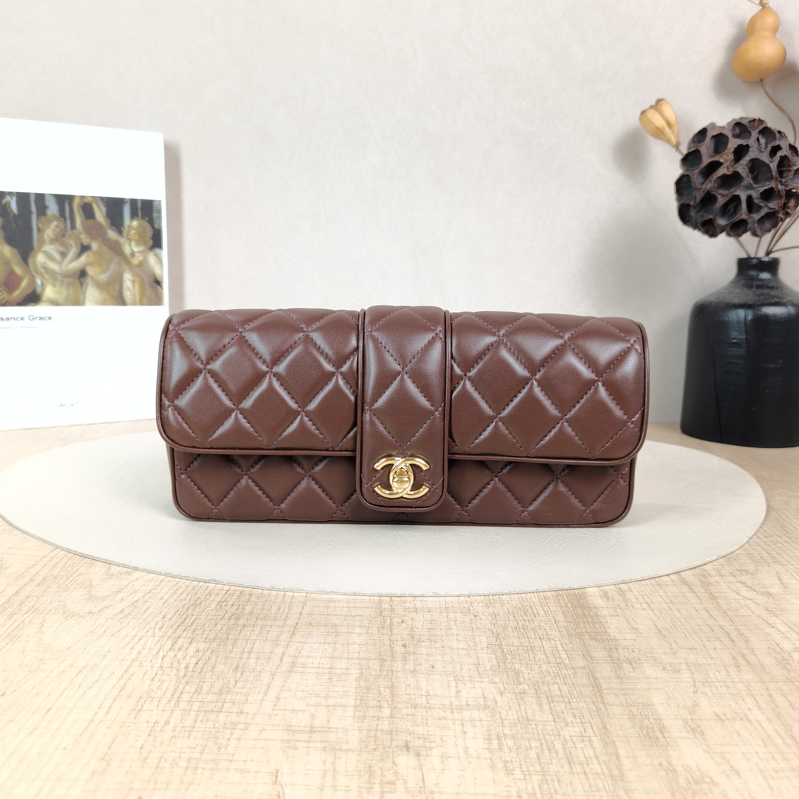 Chanel Shoulder Bag25k Baguette Bag Burgundy Lambskin One Size25 × 6 × 12 cm