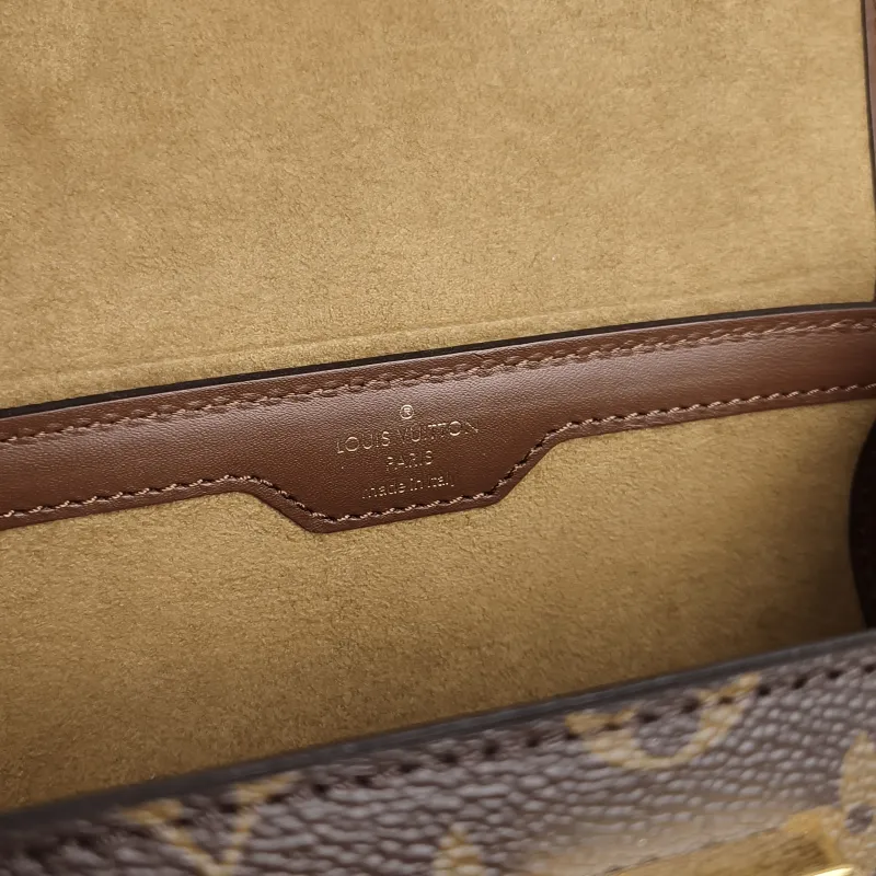 Louis Vuitton Crossbody Bag Papillon Trunk Monogram PVC Small19 × 9 × 9 cm — detail view 1 of 11