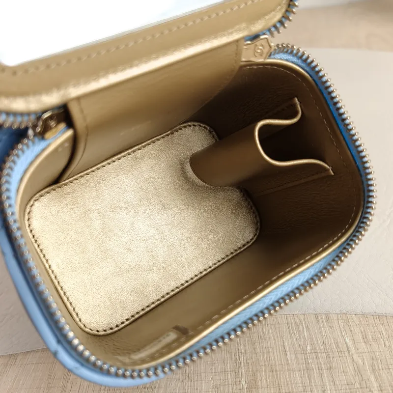 Chanel Crossbody Bag Edition Blue Lambskin One Size 10 × 7 × 9 cm 31 — detail view 2 of 12