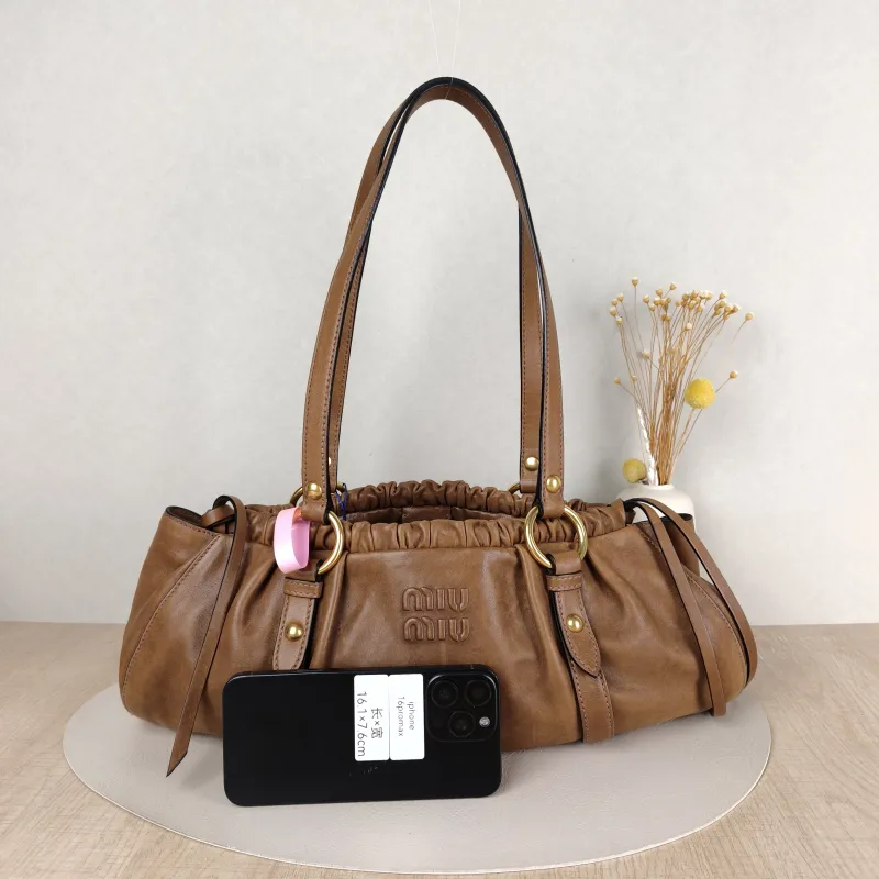 Miumiu Shoulder Bag Joie Shoulder Bag Lambskin One Size44 × 10.5 × 21 cm — cover view 4 of 5
