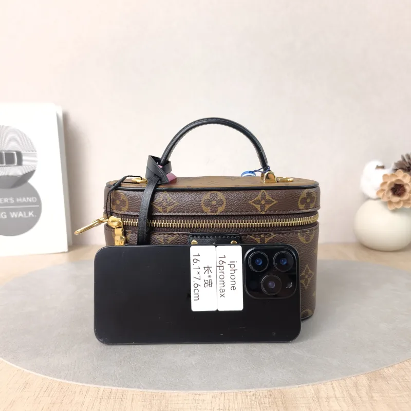 Louis Vuitton Shoulder Bag VANITY POUCH Cosmetic Bag Monogram PVC One Size19 × 6.5 × 11.5 cm — cover view 2 of 5