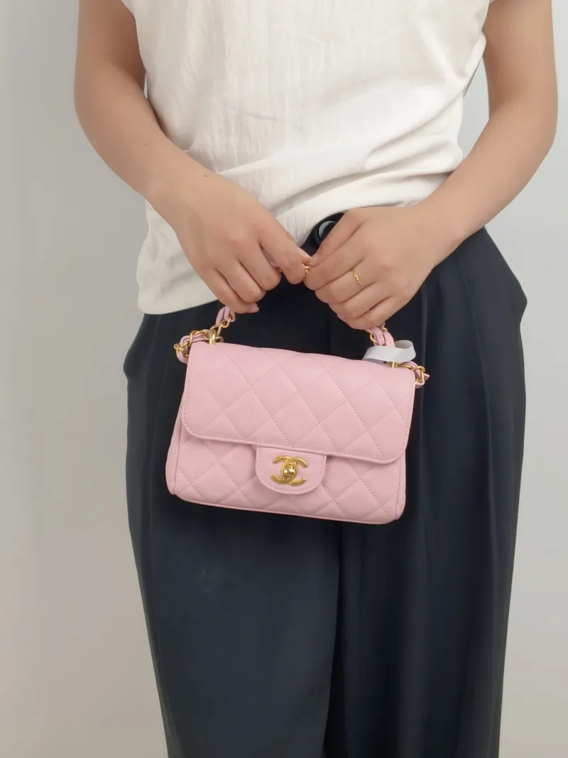 Chanel Crossbody Bag Edition mini Pink Grained Calfskin mini20 × 6 × 12 cm — on-model view 2 of 3