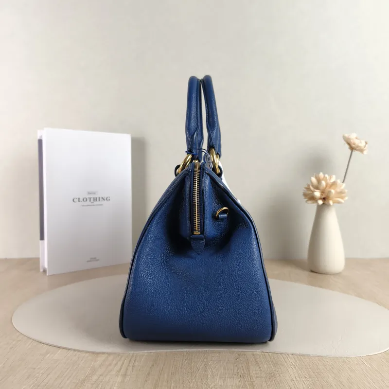 Miumiu Top Handle Bag Top Handle Bag Navy One Size 27 × 15 × 21 cm — detail view 8 of 11