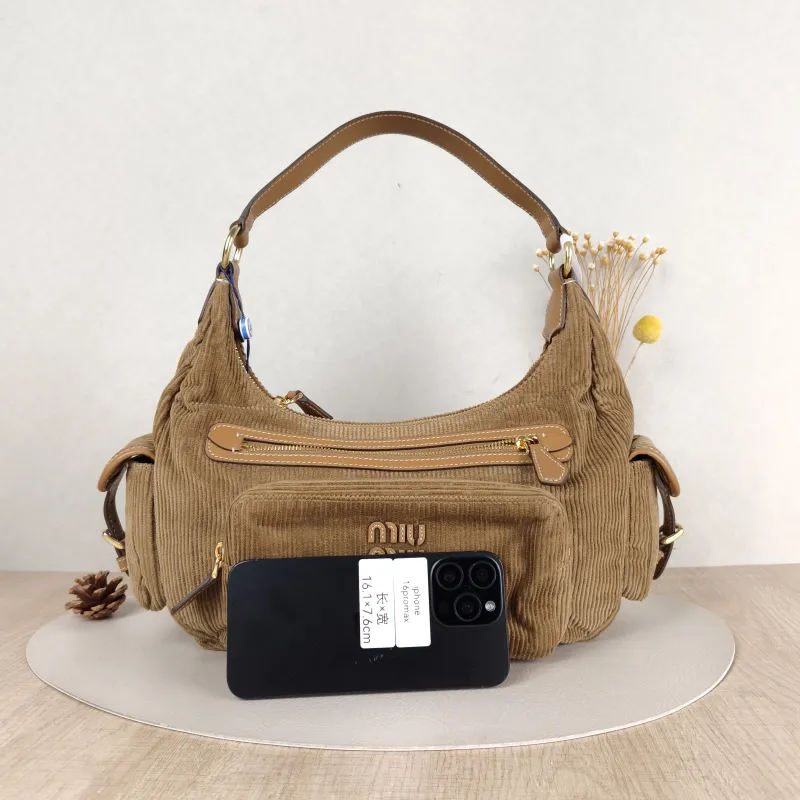 Miumiu Shoulder Bag Pocket Brown Large 32 × 9 × 28 cm — cover view 2 of 5