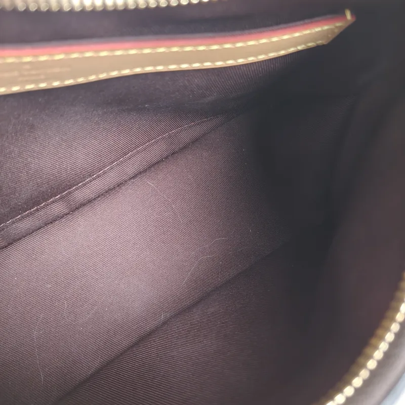 Louis Vuitton Crossbody Bag Boulogne PVC Small 26 × 9.5 × 16 cm — detail view 5 of 10