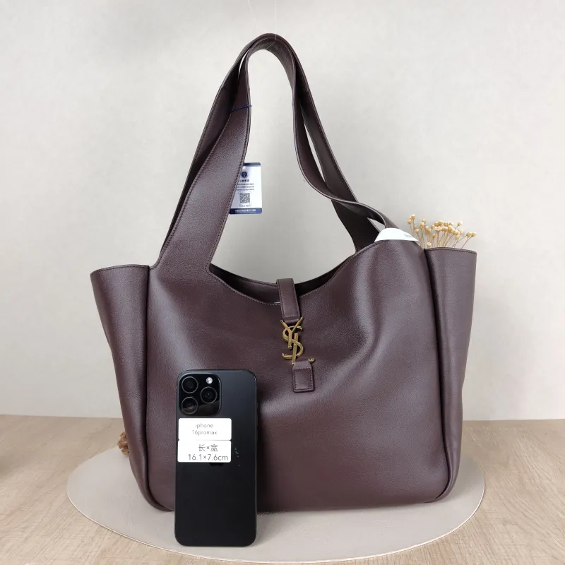 SAINT LAURENT Shoulder Bag LE 5 À 7 BEA Calfskin One Size 50 × 18 × 28 cm — cover view 5 of 5