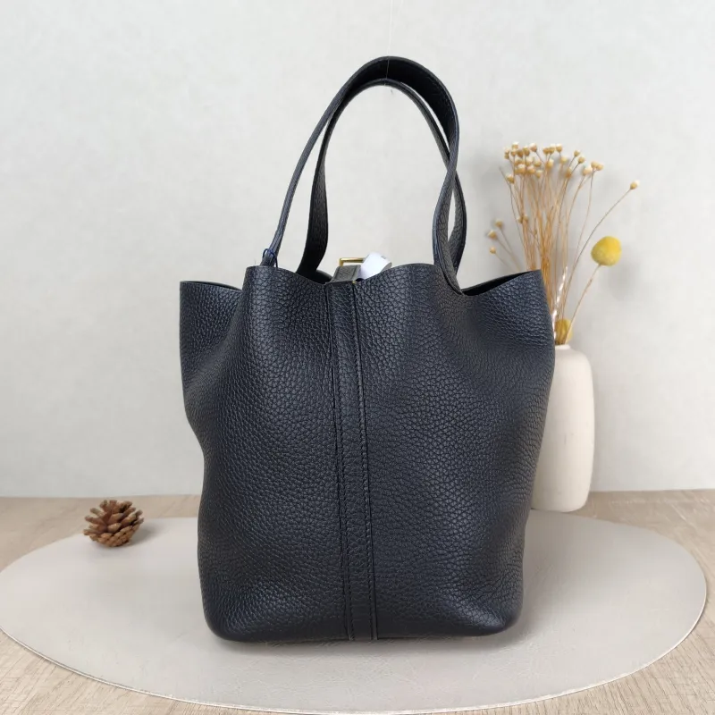 Hermès Top Handle Bag Picotin Lock 22 22 Black TC Calfskin Medium 22 × 17 × 21 cm U — cover view 3 of 5