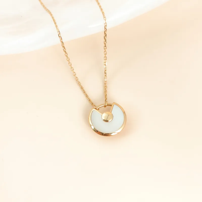 CARTIER Necklace Amulette de Necklace Pearl · White Mother-of-Pearl 18KY ellow Gold Small 40cm — cover view 2 of 10
