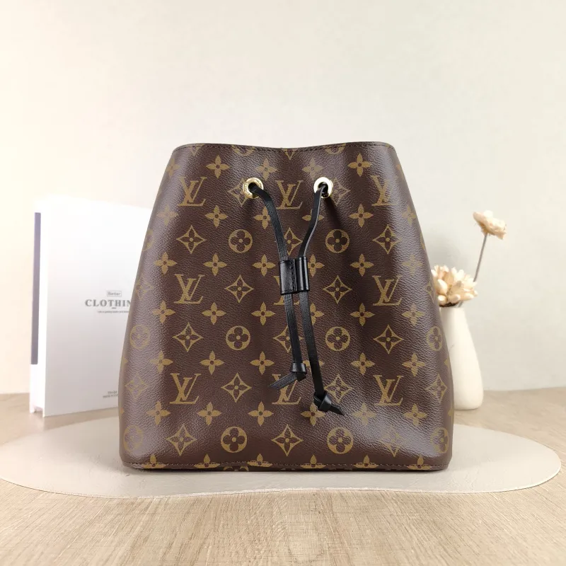 Louis Vuitton Shoulder Bag NÉONOÉ Bucket Bag Black PVC Medium 26 × 17.5 × 26 cm